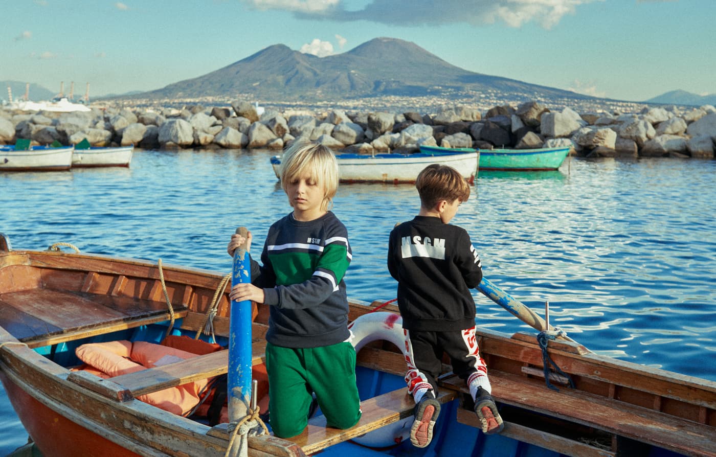 MSGM Kids. We are young, we are crazy. We are MSGM children in Naples. Styling by Simona Mazzei fiammisday .Riccardo Polcaro, fotografo moda bambino.